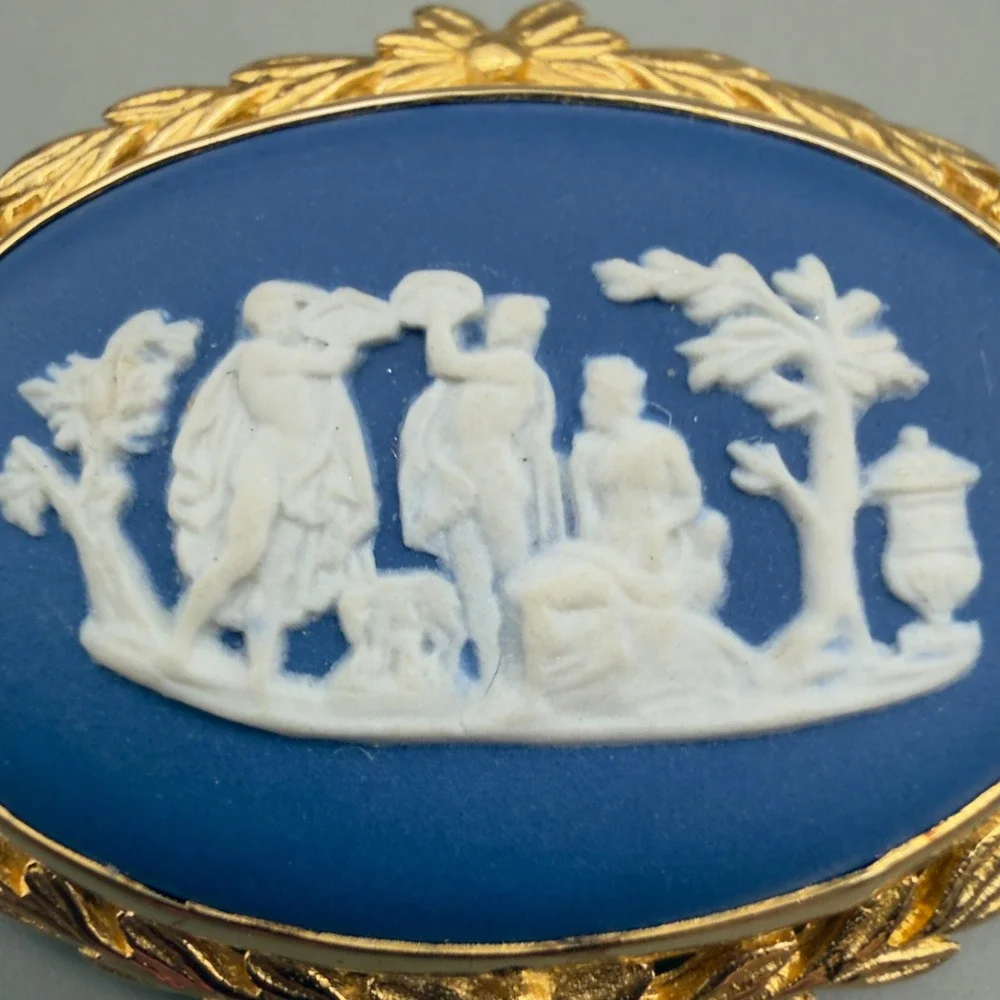 Wedgwood Brooch Blue Jasperware Gold Tone Floral Frame Neoclassical Made England